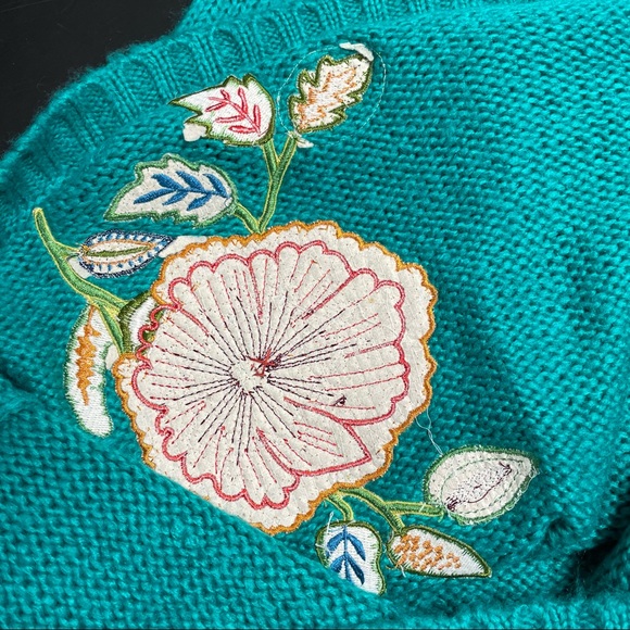 Judith March Green Sweater dress with embroidered flower size s - Picture 5 of 9